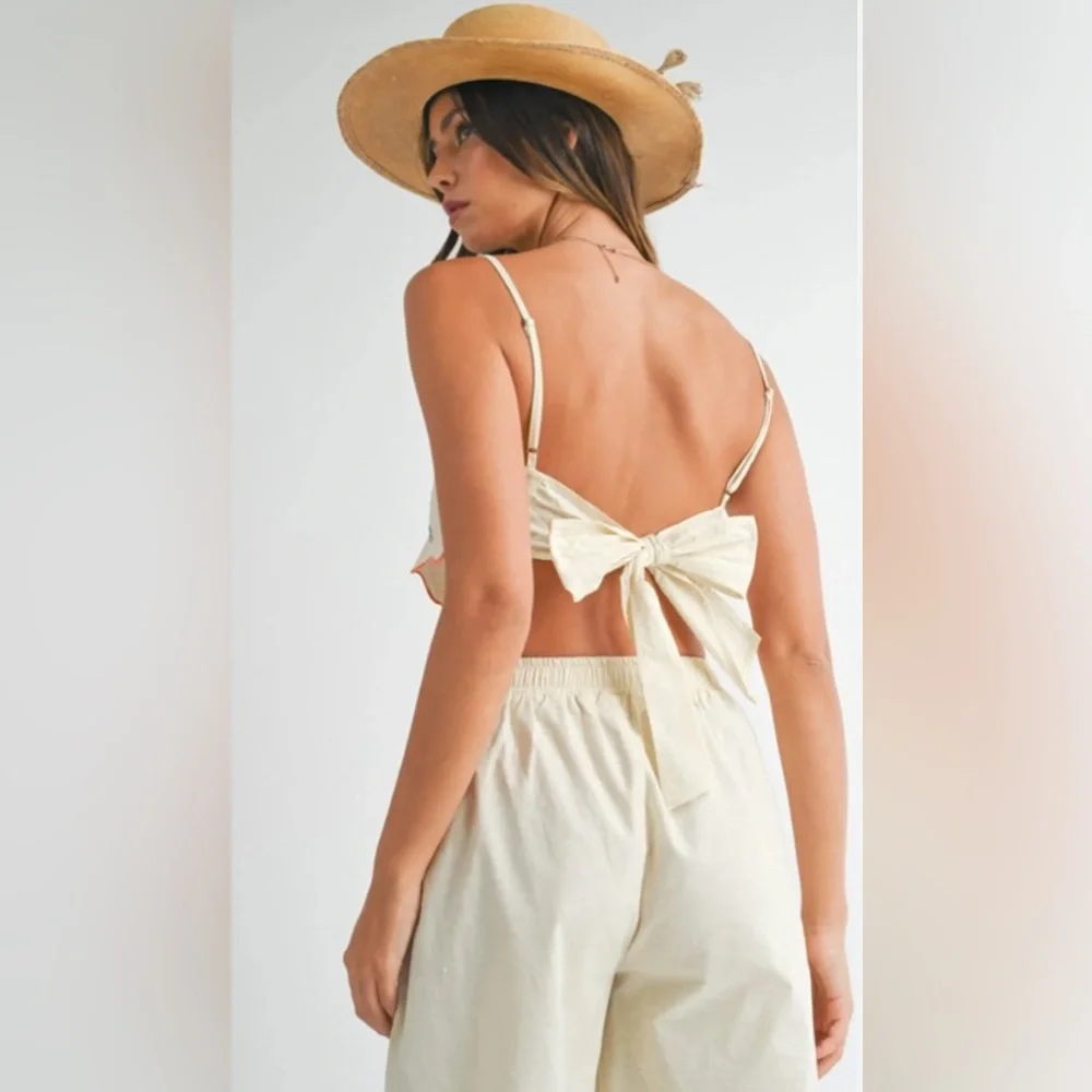 Boutique Embroidered Linen 2 Piece Set - Picture 2 of 9